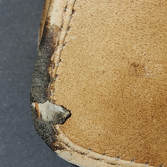 Vintage Leather Messenger Bag - Picture 12 of 13